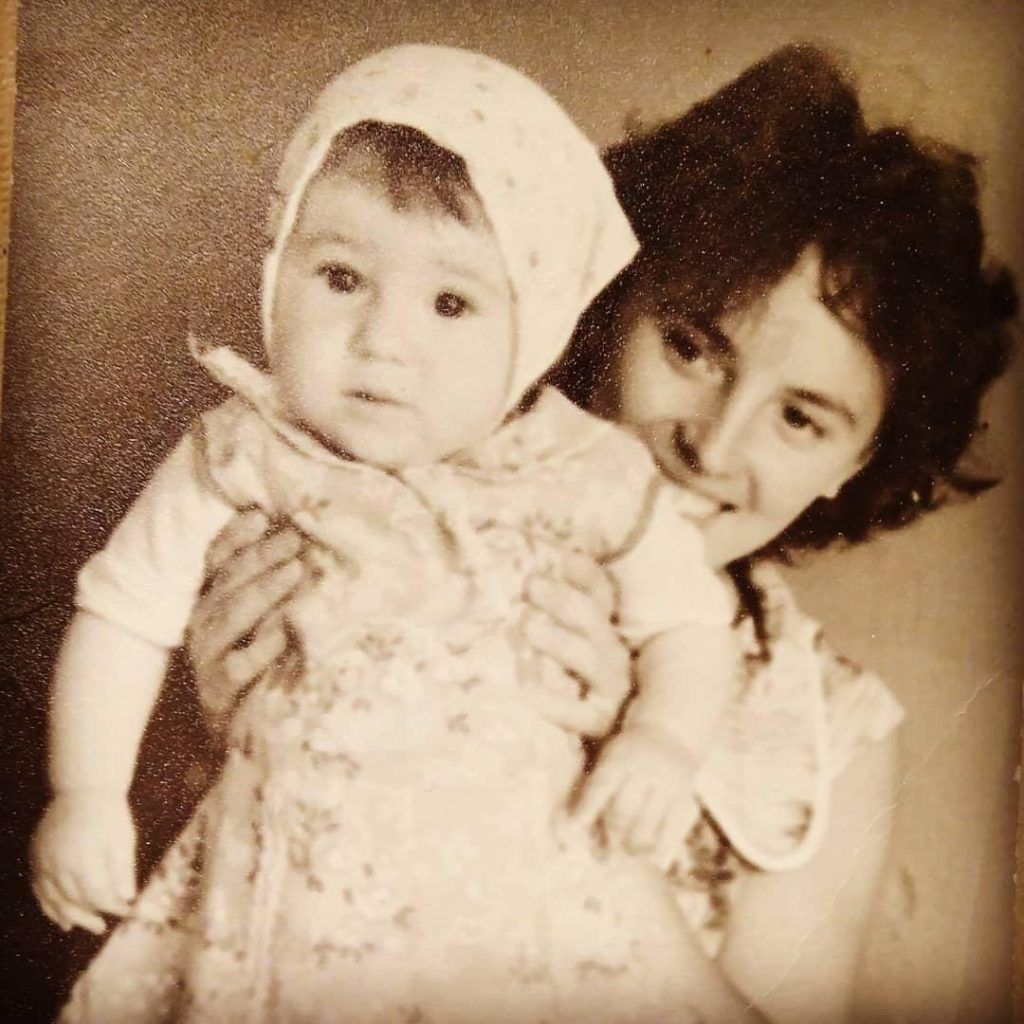 Благодарна на всю жизнь: Татьяна Высоцкая о лучшем уроке от мамы Татьяна Высоцкая