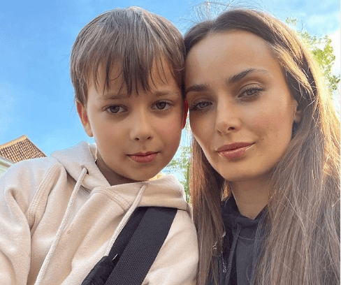 Ксенія Мішина розповіла, як виїжджала з України із сином: "По дорозі я плакала"