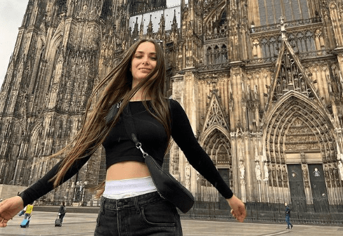 Все будет Украина, надо верить: Ксения Мишина поделилась своими мыслями о войне Ксения Мишина поделилась своими мыслями о войне в Instagram