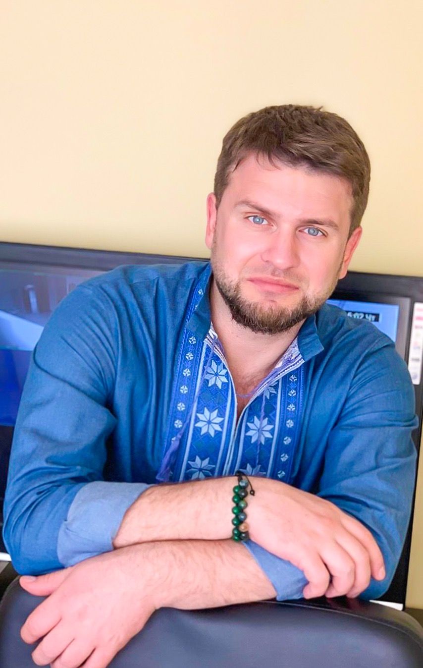 Благодаря ему я стал тем, кем являюсь сегодня: Сергей Костыра с теплотой рассказал о папе ко Дню отца Сергій Костира