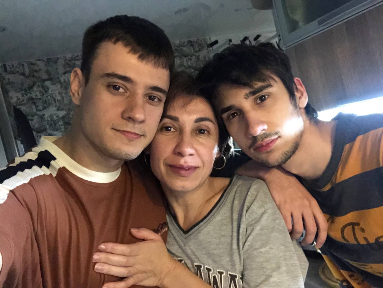 До річниці повномасштабного вторгнення росії в Україну зірки СТБ поділилися особистими висновками Год войны: выводы звезд СТБ за год полномасштабного вторжения россии на территорию Украины