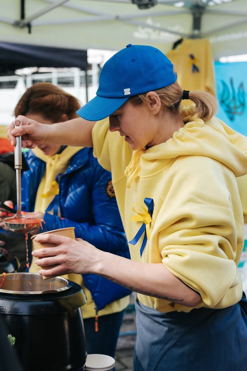 До річниці повномасштабного вторгнення росії в Україну зірки СТБ поділилися особистими висновками Год войны: выводы звезд СТБ за год полномасштабного вторжения россии на территорию Украины