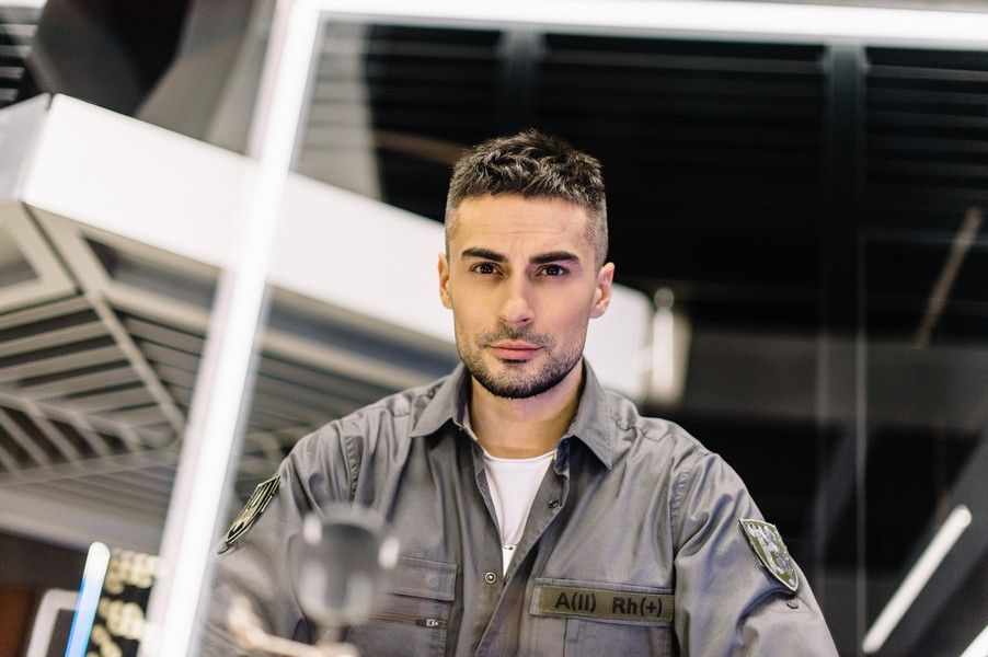 До річниці повномасштабного вторгнення росії в Україну зірки СТБ поділилися особистими висновками Год войны: выводы звезд СТБ за год полномасштабного вторжения россии на территорию Украины