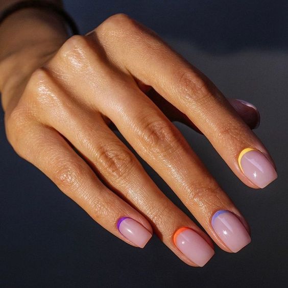 Літній манікюр 2024: ідеї для вашого наступного візиту в салон Манікюр літо 2024: тренди літнього манікюру для нігтів