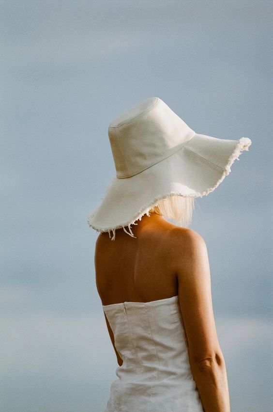 Модні зачіски літа 2023: аксесуари для укладення волосся цього літа Модні зачіски літа 2023: тренди цього сезону