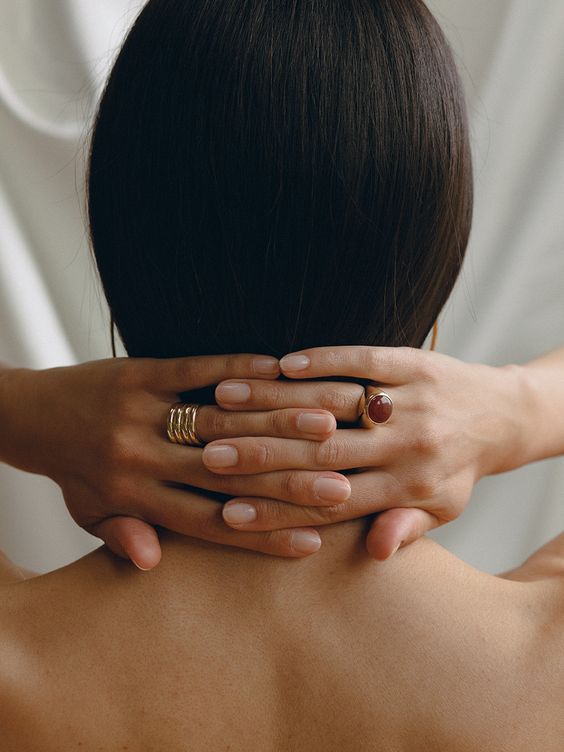 Літній манікюр 2024: ідеї для вашого наступного візиту в салон Манікюр літо 2024: тренди літнього манікюру для нігтів