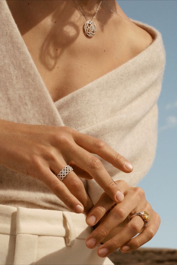 Літній манікюр 2024: ідеї для вашого наступного візиту в салон Манікюр літо 2024: тренди літнього манікюру для нігтів