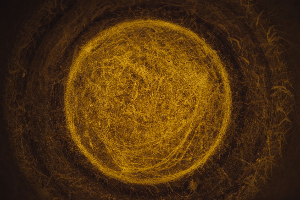 Графік магнітних бур на липень 2023: як упоратися з поганим самопочуттям Магнітні бурі у липні 2023: розклад для метеозалежних людей