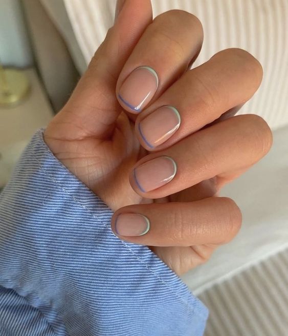 Яскравий літній манікюр 2023 року: добірка головних трендів Яскравий літній манікюр 2023 року: добірка головних трендів