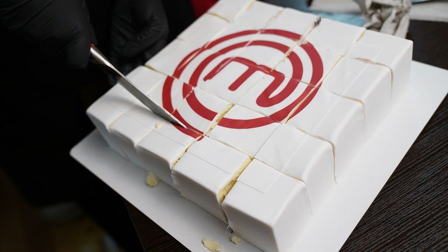 Незабутній подарунок від команди «МастерШеф»: діти-сироти та ВПО провели день залаштунками головного кулінарного проєкту країни Діти-сироти та ВПО провели день залаштунками «МастерШеф»-13