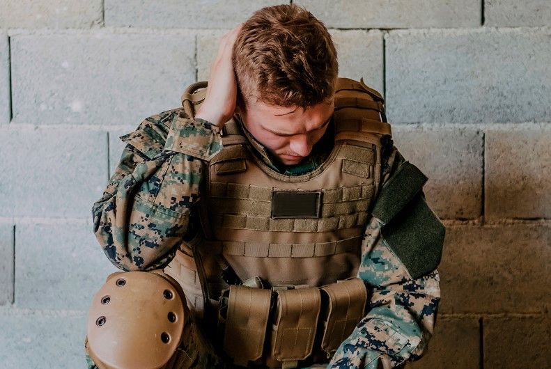 Беззвучна міць розуміння: як спілкуватись з військовими, які мають порушення слуху Як спілкуватись з військовими, які мають порушення слуху