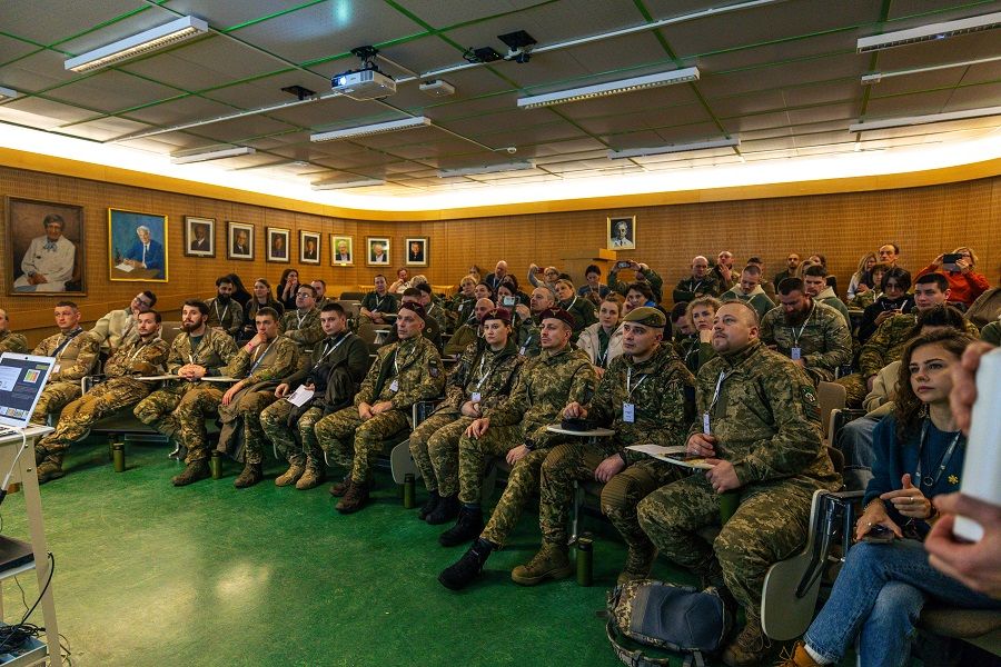 Українські військові медики та лікарі повернулись із третього проєкту психологічного відновлення у Швеції Repower: третій проєкт психологічного відновлення у Швеції