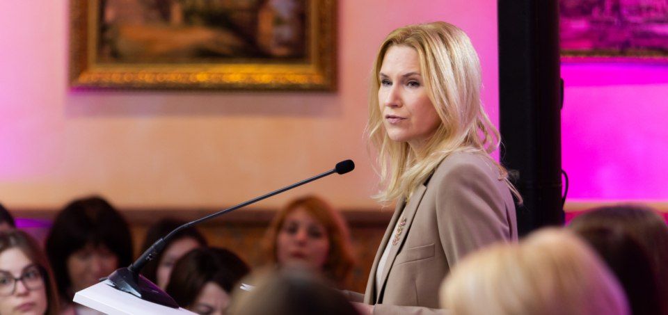 Олена Кондратюк відкрила УЖК у Черкасах