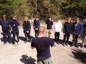 В освітньому просторі MIDGARD відбувся урок присвячений Захисту України з військовими.