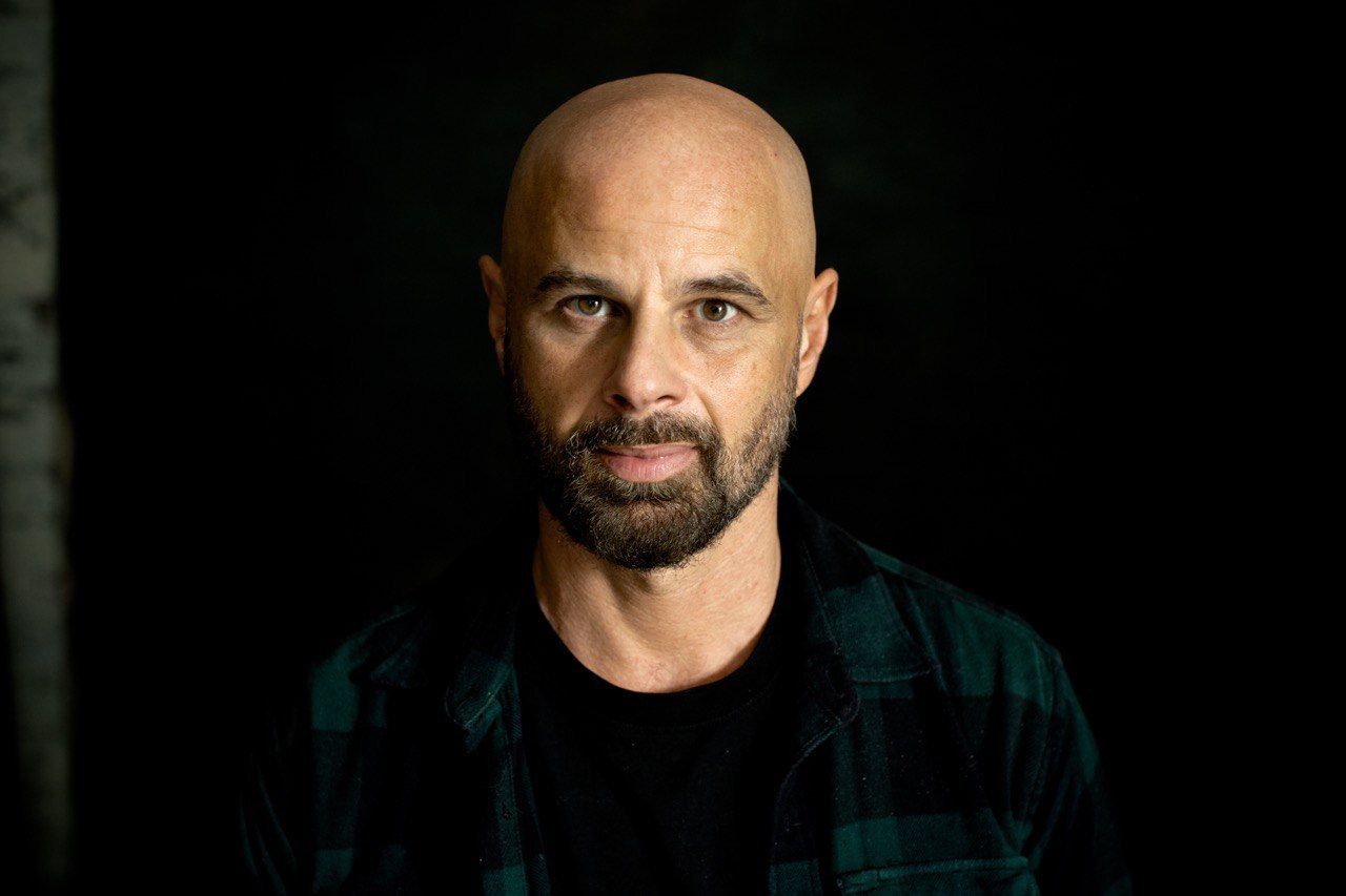 Михайло Кукуюк: серіал «Лікарі» дали мені можливість приміряти нову сторону себе Актор Михайло Кукуюк про серіал «Лікарі»