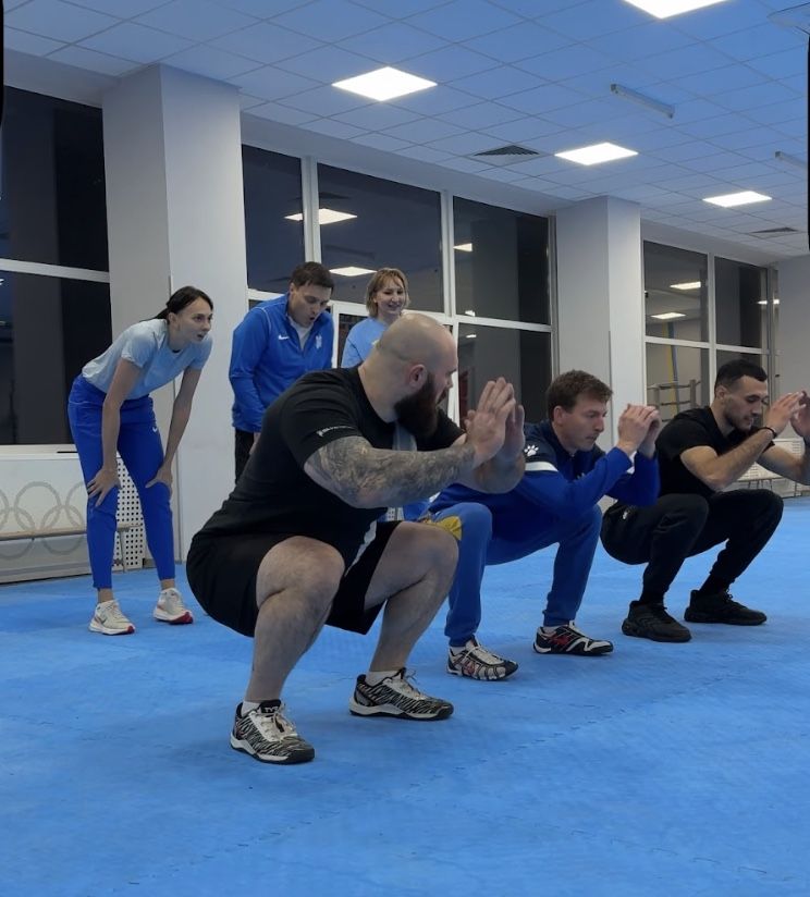 Олексій Новіков долучився до челенджу «Доведи свою силу» – випробування від Десантно-штурмових військ Олексій Новіков долучився до челенджу «Доведи свою силу» від Десантно-штурмових військ