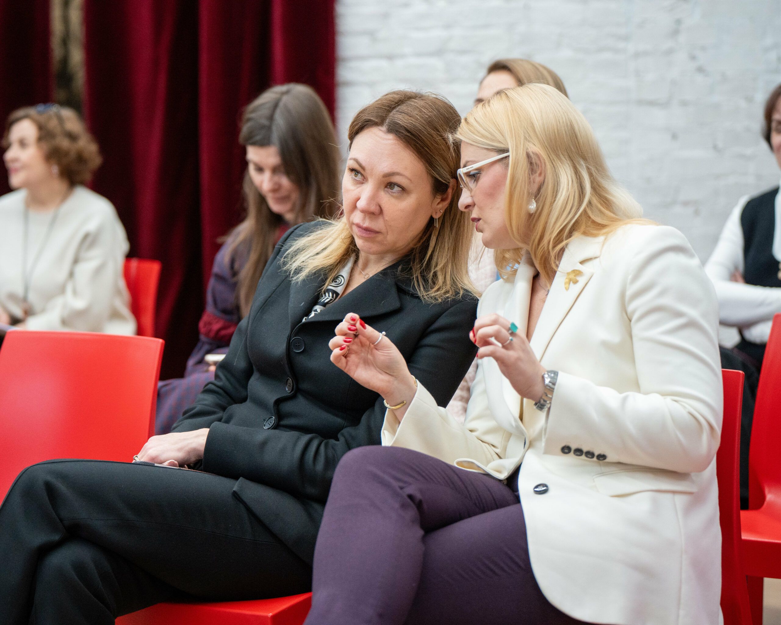 В Києві пройшла презентація перших результатів спільної роботи проєкту ментальної підтримки жінок REGENERATION та Центрів життєстійкості