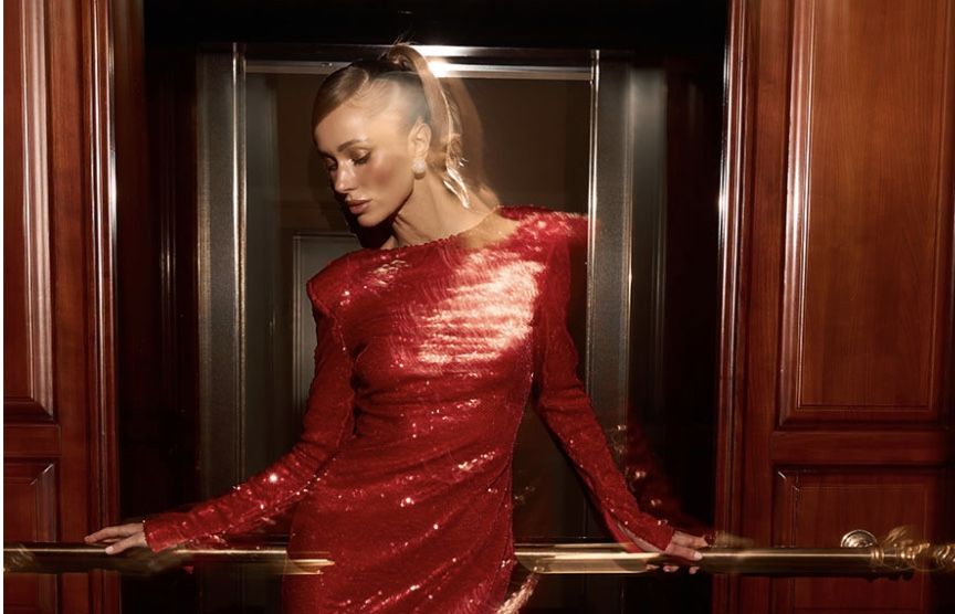 Новий рік 2026: пʼять ідеальних новорічних образів від стилістки