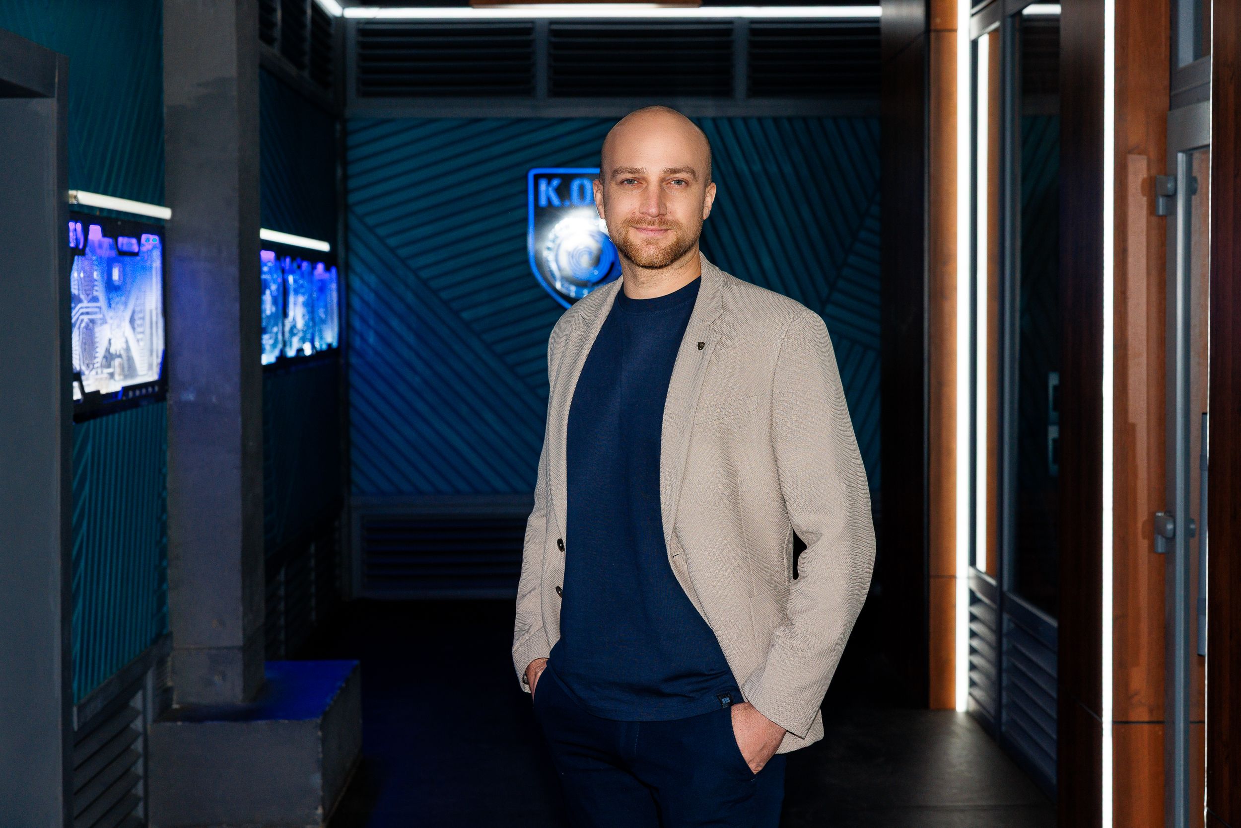 Зірки серіалів СТБ привітали українців з Новим роком 2026