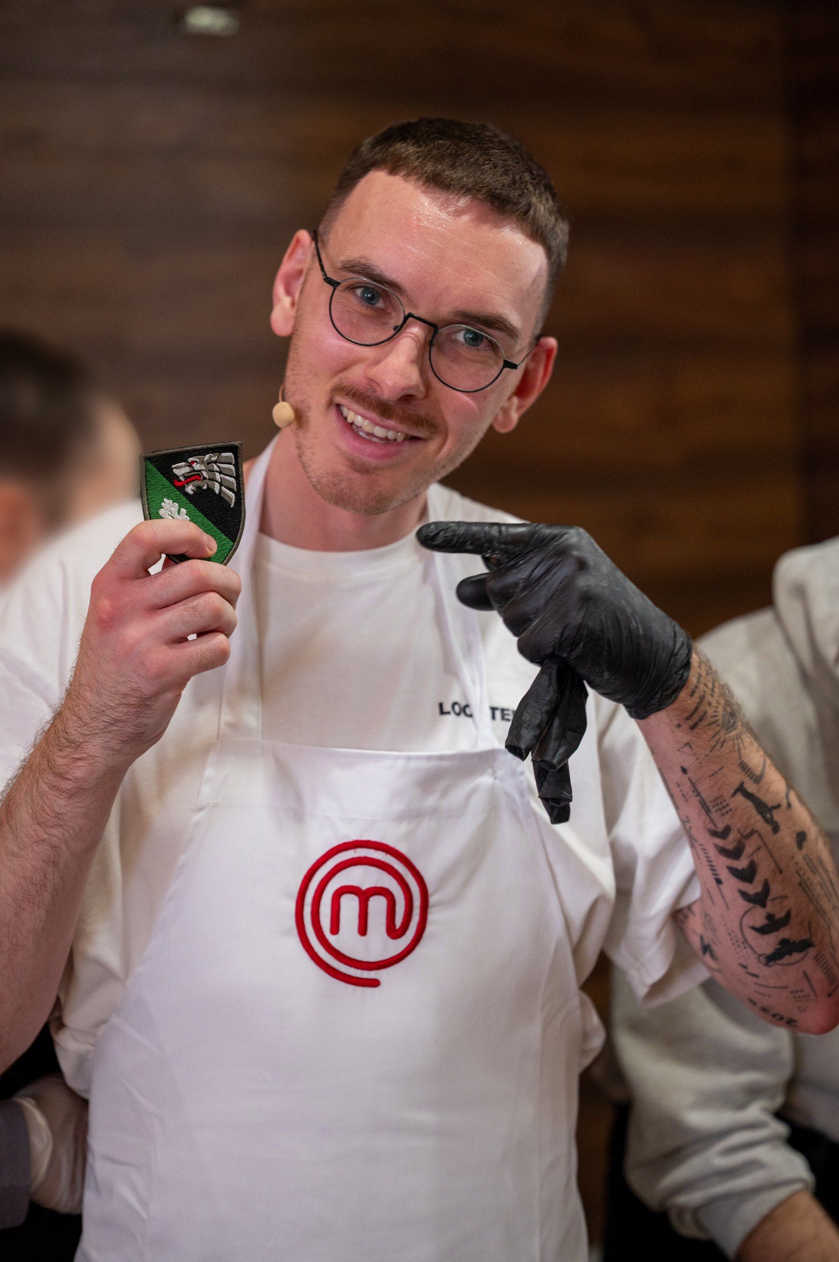 «Рамен» та обійми біля лінії фронту: команда МастерШеф провела майстерклас і частувала наших героїв Команда МастерШеф провела майстерклас для військовослужбовців і частувала наших героїв