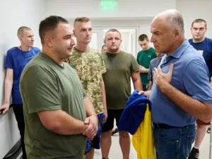 Керівницю проєктів RECOVERY та ПОВЕРНЕННЯ Світлану Гриценко нагородили орденом «За заслуги» III ступеня Фото 3 до: Керівницю проєктів RECOVERY та ПОВЕРНЕННЯ Світлану Гриценко нагородили орденом «За заслуги» III ступеня