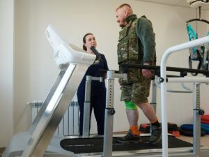 Віктор та Олена Пінчуки розширюють мережу RECOVERY: у Києві відкрито 19-й реабілітаційний центр для військових Фото 4 до: Віктор та Олена Пінчуки розширюють мережу RECOVERY: у Києві відкрито 19-й реабілітаційний центр для військових