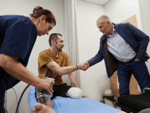 Віктор та Олена Пінчуки розширюють мережу RECOVERY: у Києві відкрито 19-й реабілітаційний центр для військових Фото 10 до: Віктор та Олена Пінчуки розширюють мережу RECOVERY: у Києві відкрито 19-й реабілітаційний центр для військових