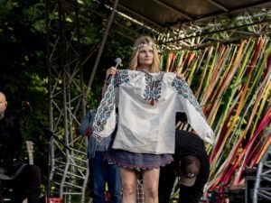 ЧекаFest 2.0 зібрав майже 4 тисячі людей у Львові, щоб вшанувати памʼять Ірини Цибух Фото 16 до: ЧекаFest 2.0 зібрав майже 4 тисячі людей у Львові, щоб вшанувати памʼять Ірини Цибух