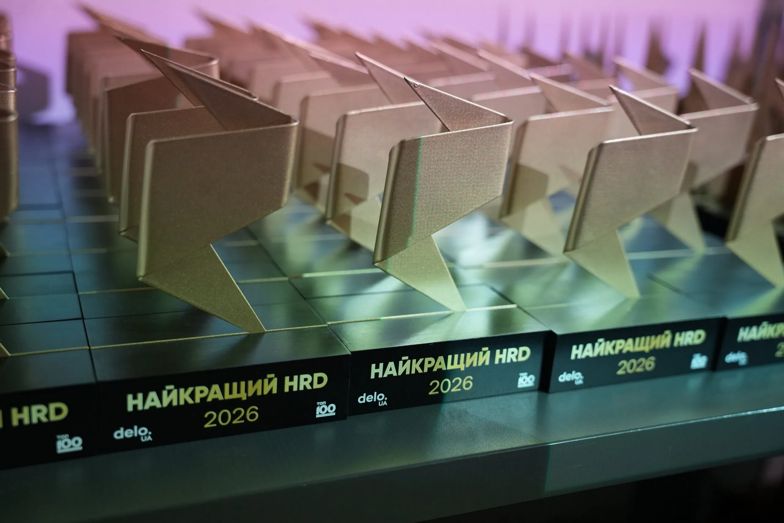 HR-лідери про дефіцит талантів, нові професії та стійкість команд: як пройшов HR Wisdom Summit 2026 HR Wisdom Summit 2026: як пройшов форум про майбутнє ринку праці в Україні