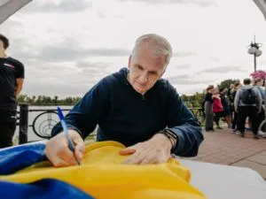 12 вересня KSE проведе в Києві благодійний забіг Run for Freedom 2026 за участі Тімоті Снайдера Фото 4 до: 12 вересня KSE проведе в Києві благодійний забіг Run for Freedom 2026 за участі Тімоті Снайдера