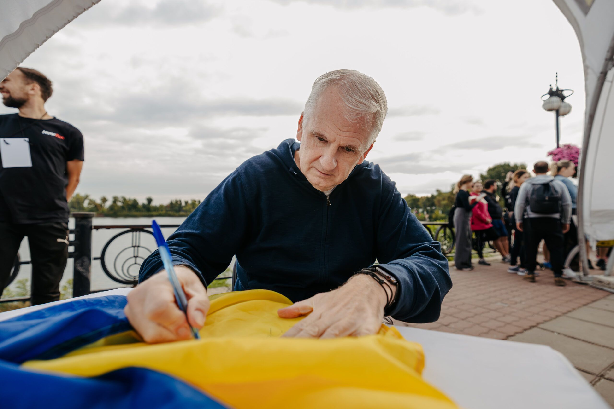 12 вересня KSE проведе в Києві благодійний забіг Run for Freedom 2026 за участі Тімоті Снайдера Фото 4 до: 12 вересня KSE проведе в Києві благодійний забіг Run for Freedom 2026 за участі Тімоті Снайдера