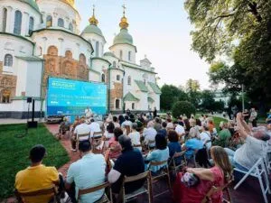 Телеканал СТБ. Смотреть онлайн видео проектов СТБ