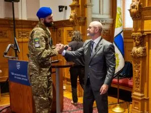 Фонд Віктора Пінчука оголошує набір ветеранів та ветеранок до 2-ї когорти програми з лідерства в Yale Фото 5 до: Фонд Віктора Пінчука оголошує набір ветеранів та ветеранок до 2-ї когорти програми з лідерства в Yale