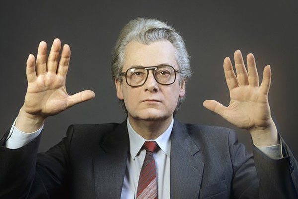Умер знаменитый экстрасенс Аллан Чумак