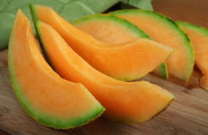 cantaloupe-melon-sliced