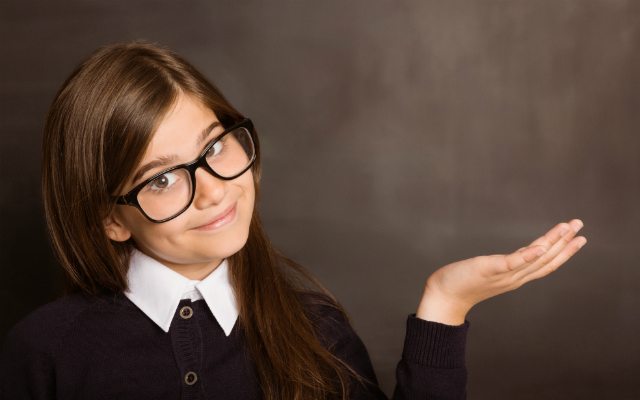 Скільки коштує зібрати дитину до школи та які речі потрібно придбати: інфографіка iStock-516041575