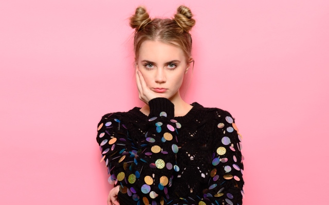 Як вибрати светр: поради стиліста iStock-661341354