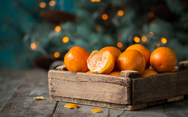 Готуємо свій організм до святкового столу: поради новий рік переїдання