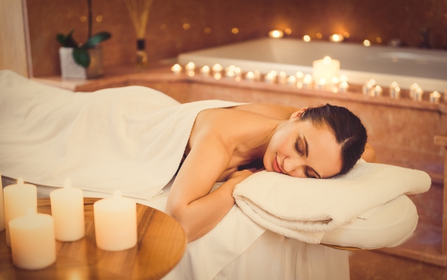 Парафинотерапия для лица в домашних условиях: советы косметолога