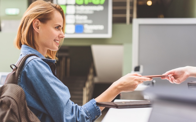 Tax free, безвіз та дешевий шопінг: топ-3 міфи про мандрівки Європою iStock-636569874