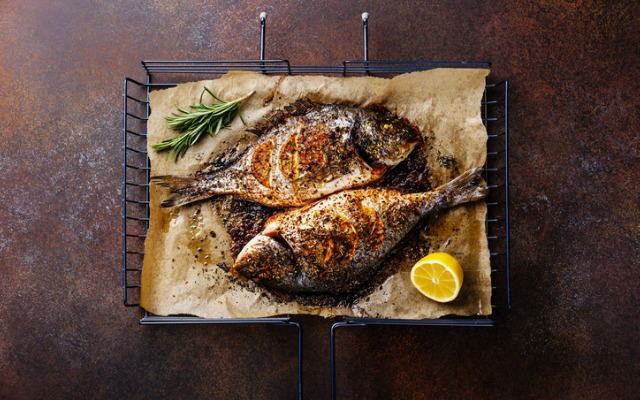 рыба на мангале