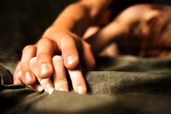 Фізична несумісність під час сексу. Поради психолога та гінеколога страсть между мужчиной и женщиной