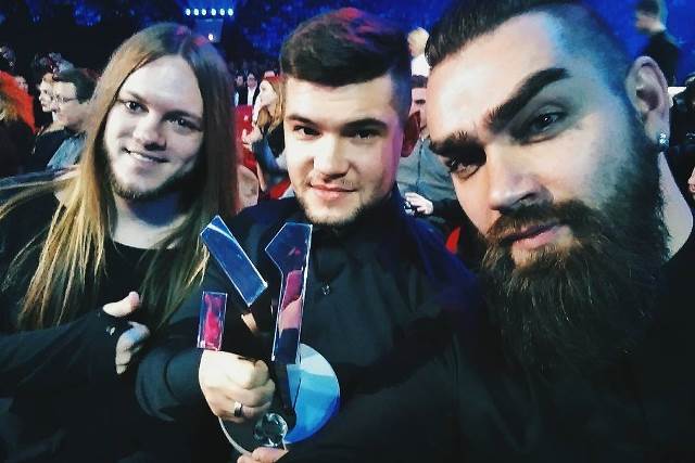 Як Юлія Саніна та The Hardkiss відсвяткують перемогу на M1 Music Awards nHctKAtXaHw