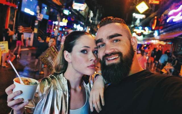 Юлія Саніна провела новорічні свята у теплих краях xIGc5aVOElM