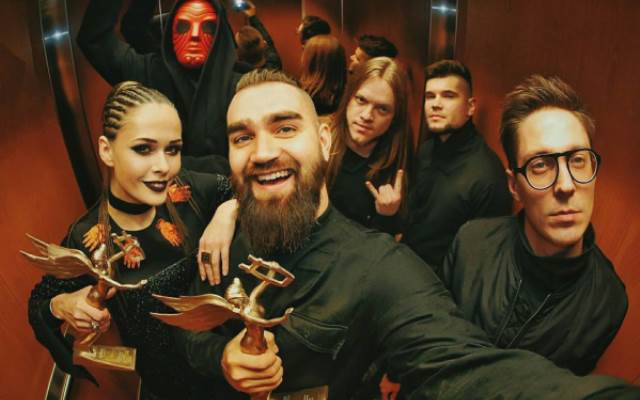 «Рок победил»: The Hardkiss получили сразу две награды Yuna -vmYnlLNdq4