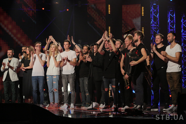 На «Х-фактор»-8 определились команды судей 4J0C4161