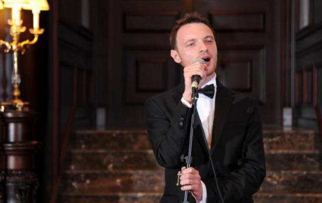 Поль Манондіз записав кавер-версію пісні «Вовчиця» французькою мовою Поль Манондиз записал кавер-версию песни «Вовчиця» на французском языке