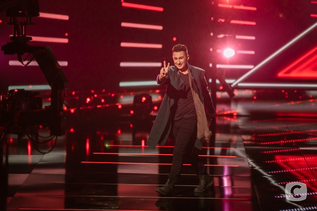 Х-фактор-9: фотодобірка першого прямого ефіру