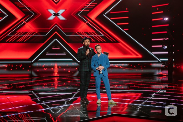 Х-фактор-9: фотодобірка першого прямого ефіру