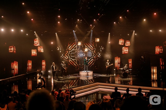 Х-фактор-9: фотодобірка першого прямого ефіру